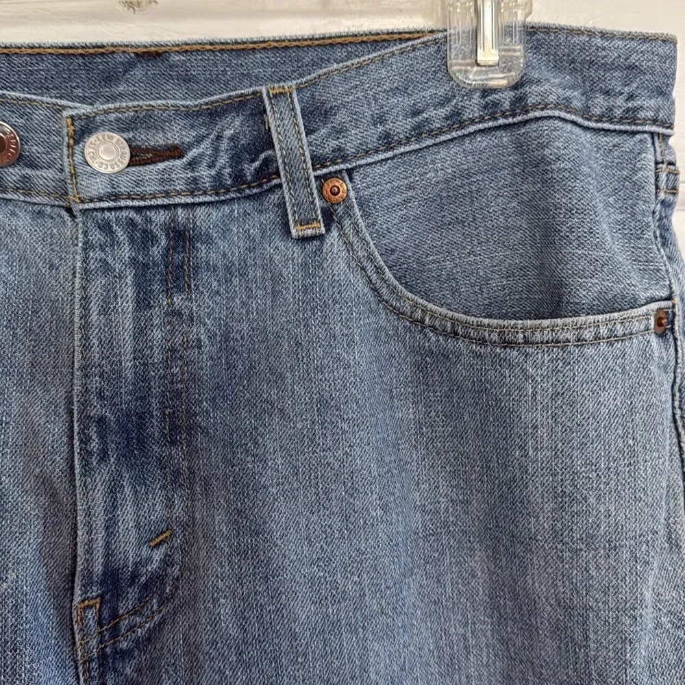 Levi's 505 Men’s waist 33 Denim Classic Shorts ~ Excellent!